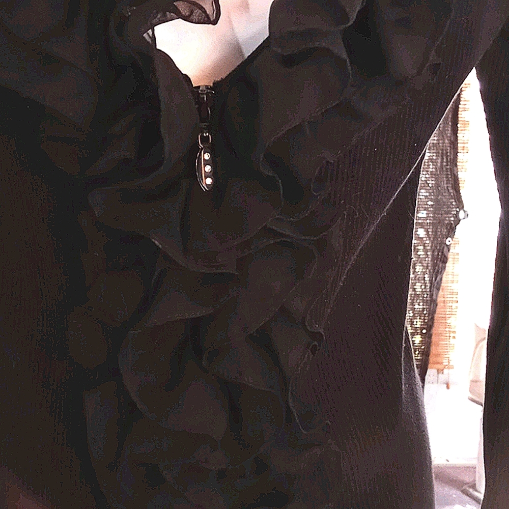 Sweater - Picture 3 of 4